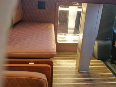 金杯房車低價促銷